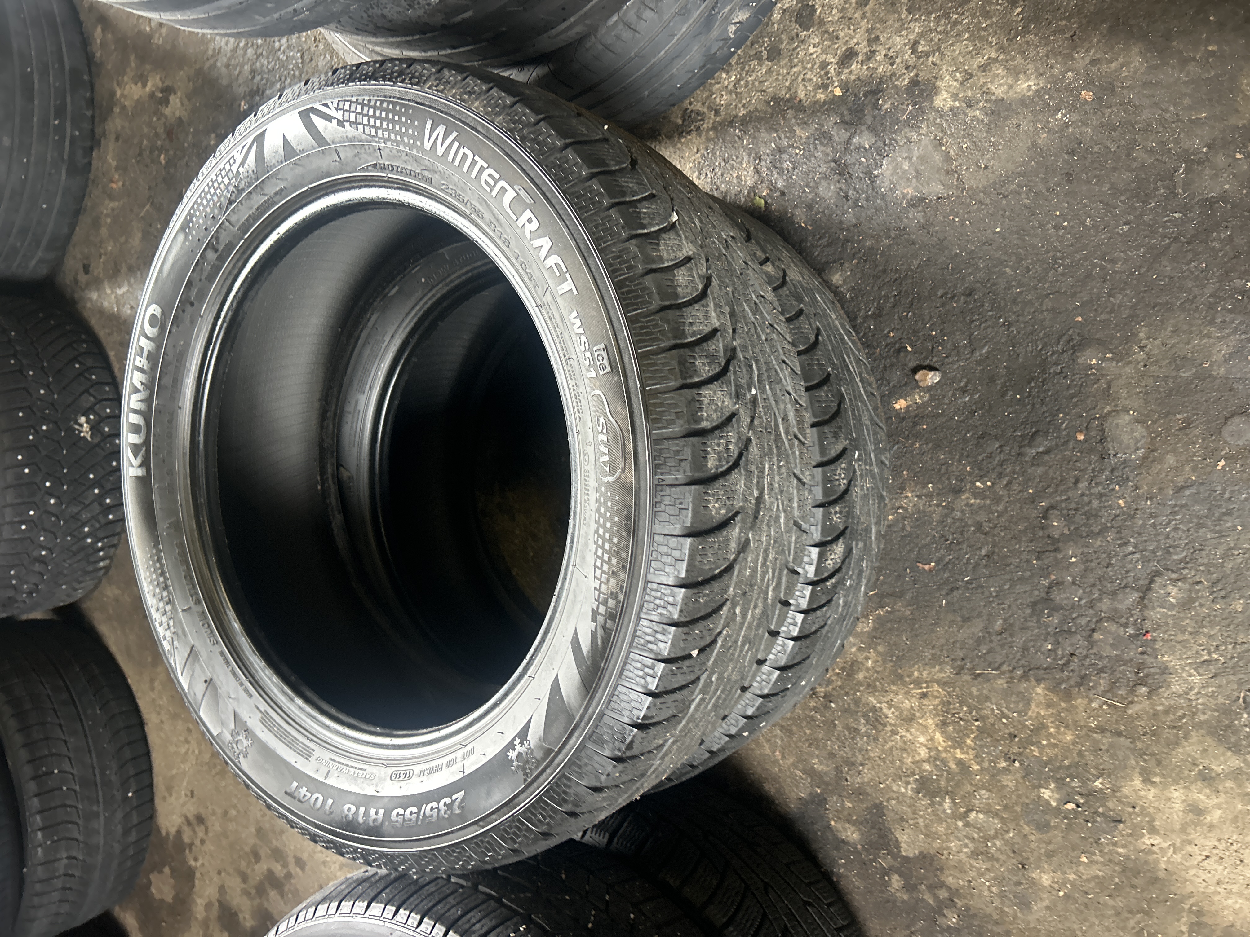 Kumho WinterCraft WS51 235/55 R18